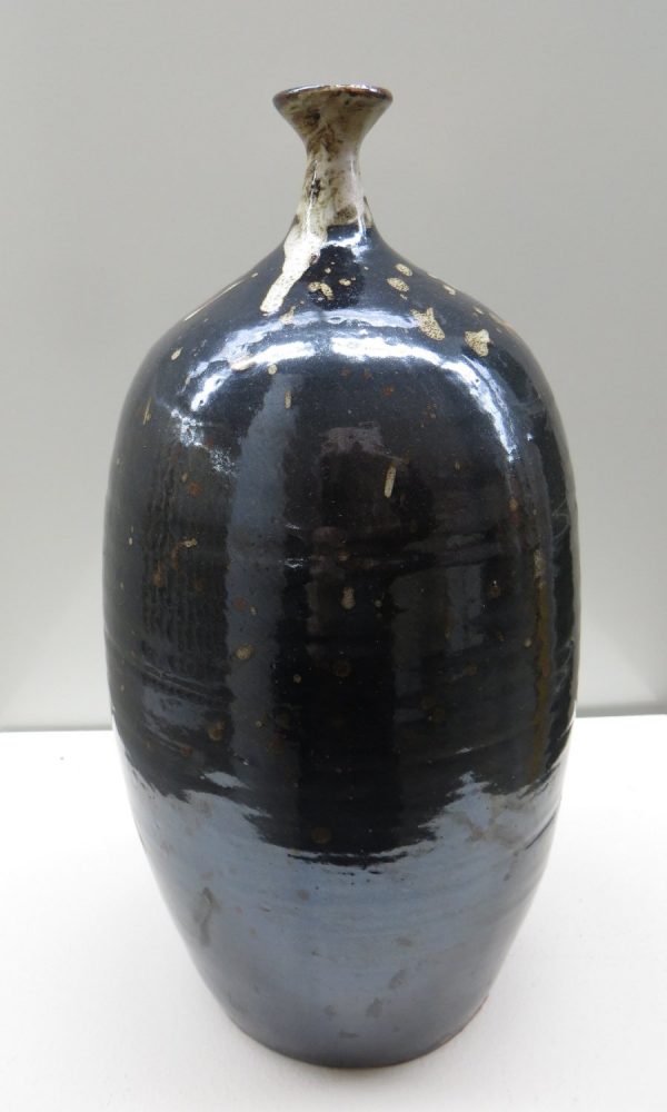 Large bottle with small neck and lip