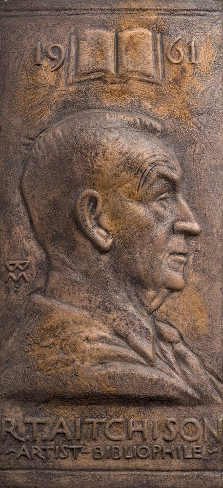 A bust portrait of Robert Aitchison ,with a small book on top and the numbers 19 to the left, 61 to the right.