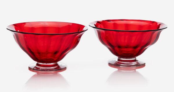 Two finger bowls inselenium red with engraved floral pattern